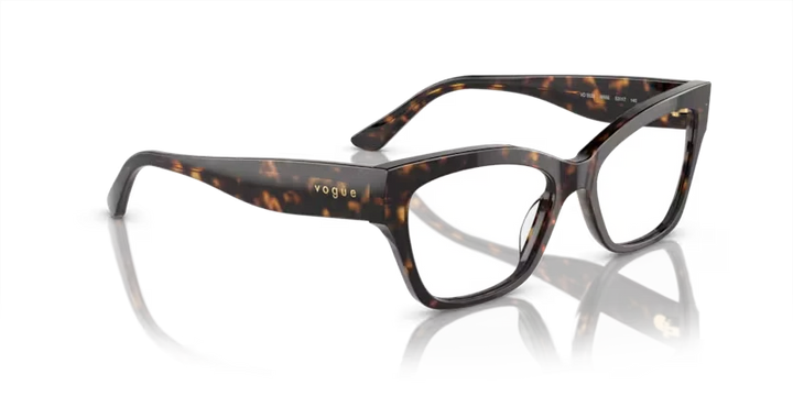 Vogue 5523 W656 52